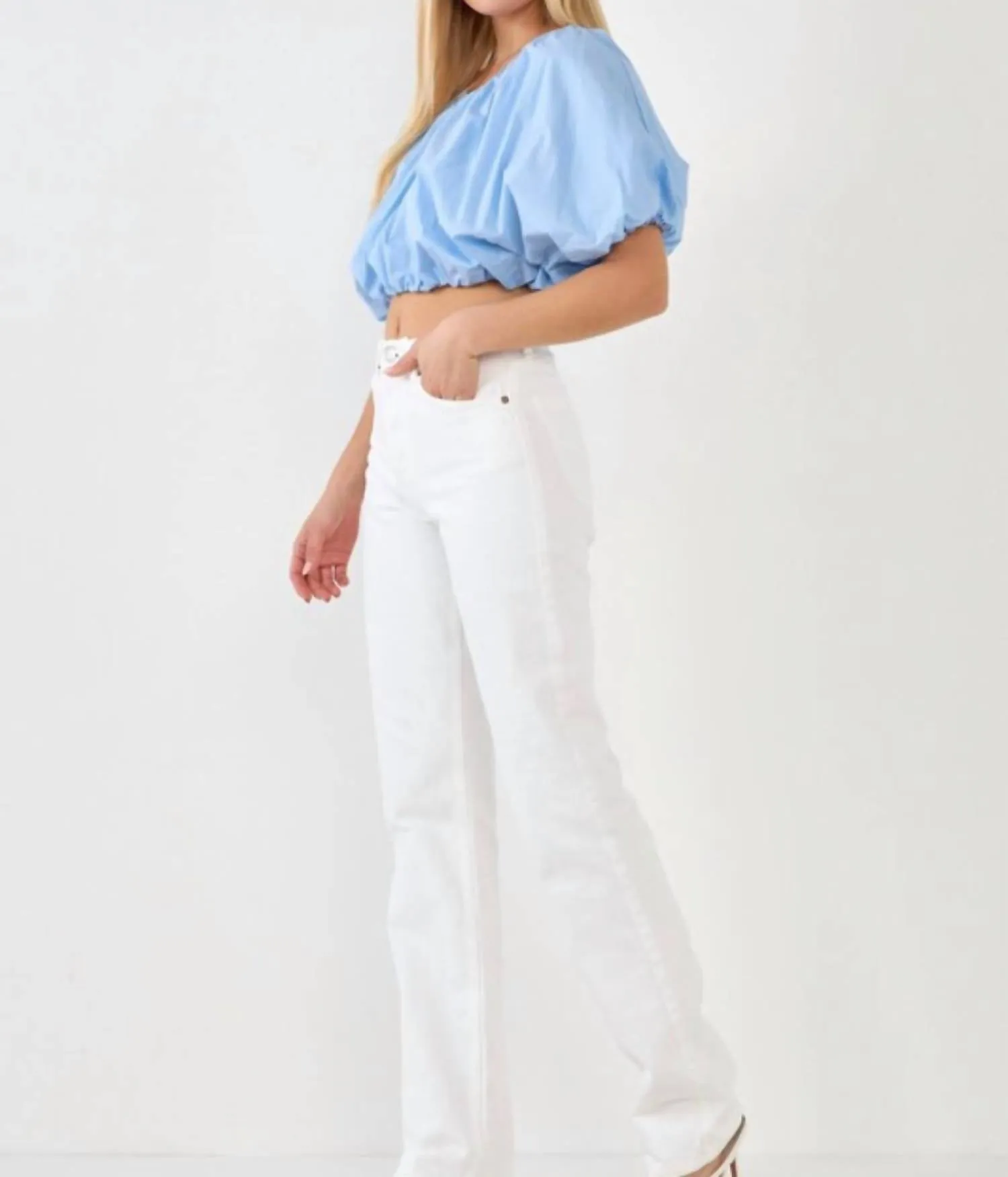 2.7 August Apparel - Puff Sleeves Blouse